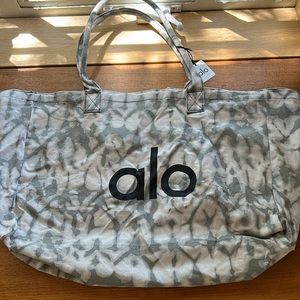NWT alo tote bag